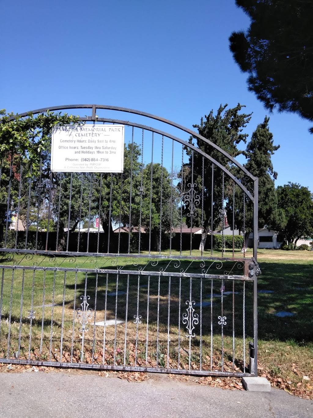 Paradise Memorial Park | 11541 Florence Ave, Santa Fe Springs, CA 90670, USA | Phone: (562) 864-7316