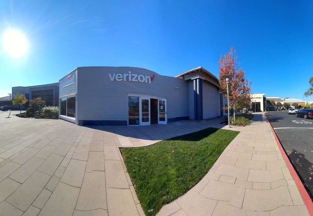 Verizon | 1500 Redwood Hwy Suite K001, Corte Madera, CA 94925, USA | Phone: (415) 924-9084