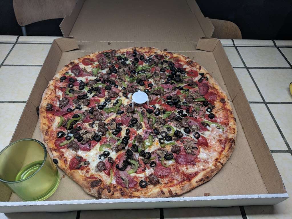 A Town Pizza | 1830 Whipple Rd, Union City, CA 94587, USA | Phone: (510) 471-7677