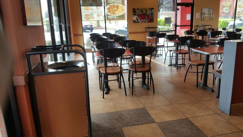 Jack in the Box | 510 10th St NW, Conover, NC 28613, USA | Phone: (828) 695-1638