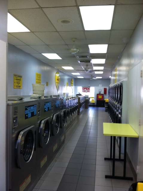 Park Laundromat | 625 Godwin Ave, Midland Park, NJ 07432, USA | Phone: (201) 588-4540