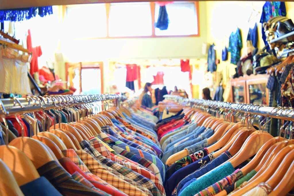 Empress Vintage | 1757 Alcatraz Ave, Berkeley, CA 94703, USA | Phone: (510) 542-6196