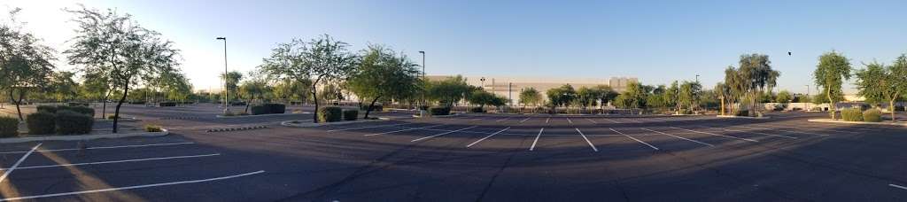 Amazon Fulfillment Center - PHX6 | 5094, 5050 W Mohave St, Phoenix, AZ 85043, USA