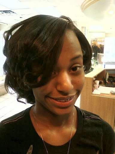 TheUpScaleSalon | 5234-28 S Blackstone Ave, Chicago, IL 60615 | Phone: 738.471.9009