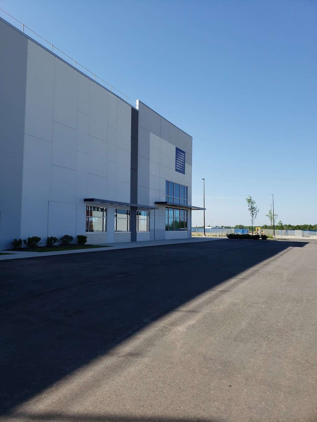 Matrix Global Logistics Park | 656 Gulf Ave, Staten Island, NY 10314, USA