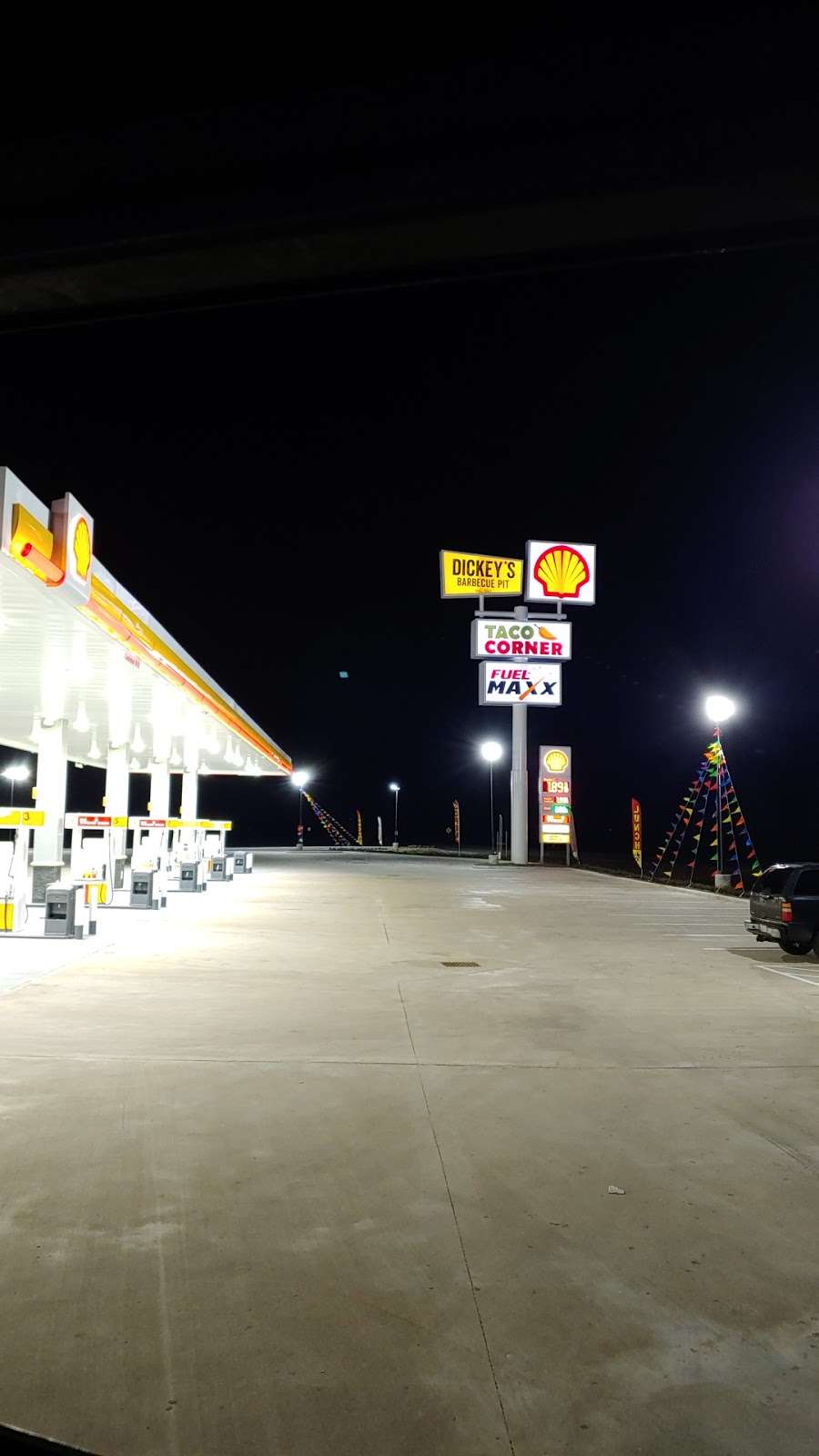 FUEL MAXX 46 | 13835 TX-105, Cleveland, TX 77327, USA | Phone: (281) 806-7721