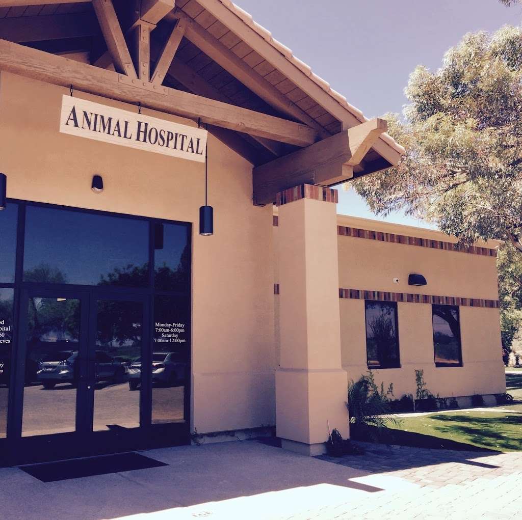 Applewood Animal Hospital | 6909 E Lincoln Dr, Paradise Valley, AZ 85253, USA | Phone: (480) 448-9060