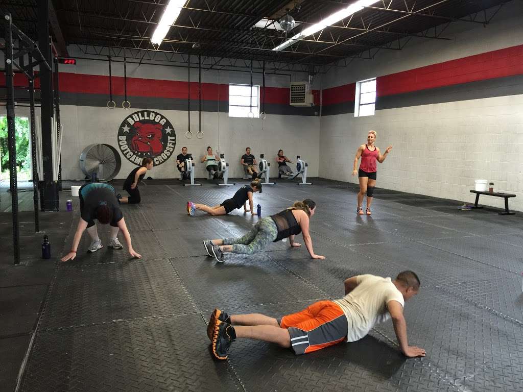 Bulldog Bootcamp & CrossFit | 1520 Hannah Ave, Forest Park, IL 60130, USA | Phone: (866) 966-3966