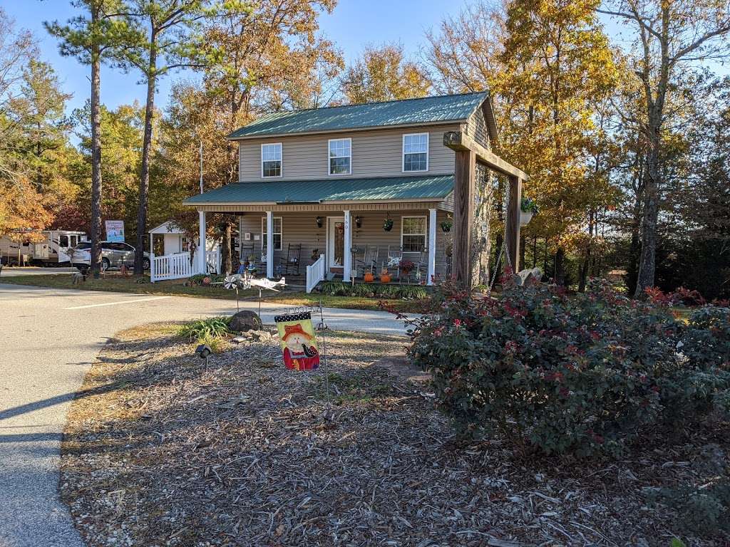 Cross Winds Family Campground | 160 Campground Ln, Linwood, NC 27299, USA | Phone: (336) 853-4567