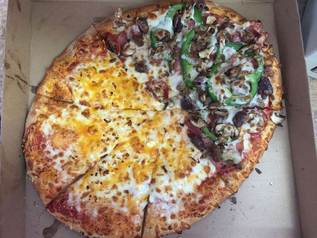 Southside Mafia Pizzeria | 10328 Blue Ridge Blvd, Kansas City, MO 64134, USA | Phone: (816) 255-2621