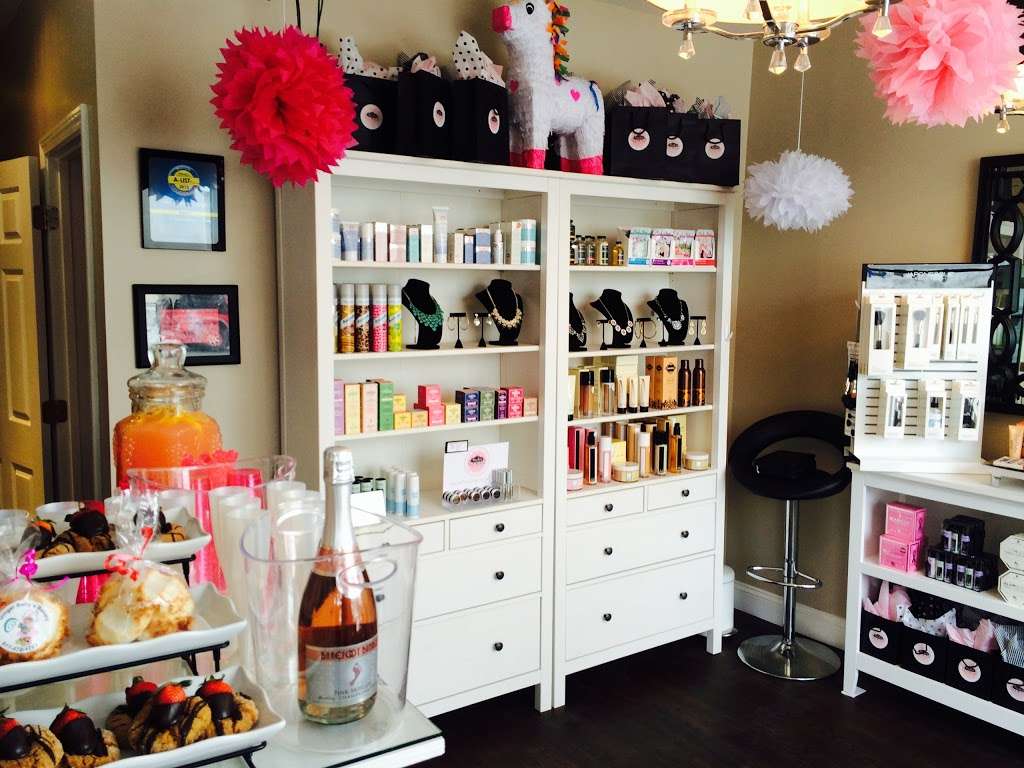 Urban Beauty Lounge | 371 Billings Rd, Quincy, MA 02170, USA | Phone: (617) 481-5416