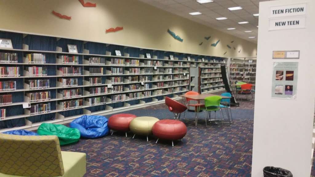 Sterling Municipal Library | 4258, 1 Mary Elizabeth Wilbanks Ave, Baytown, TX 77520, USA | Phone: (281) 427-7331