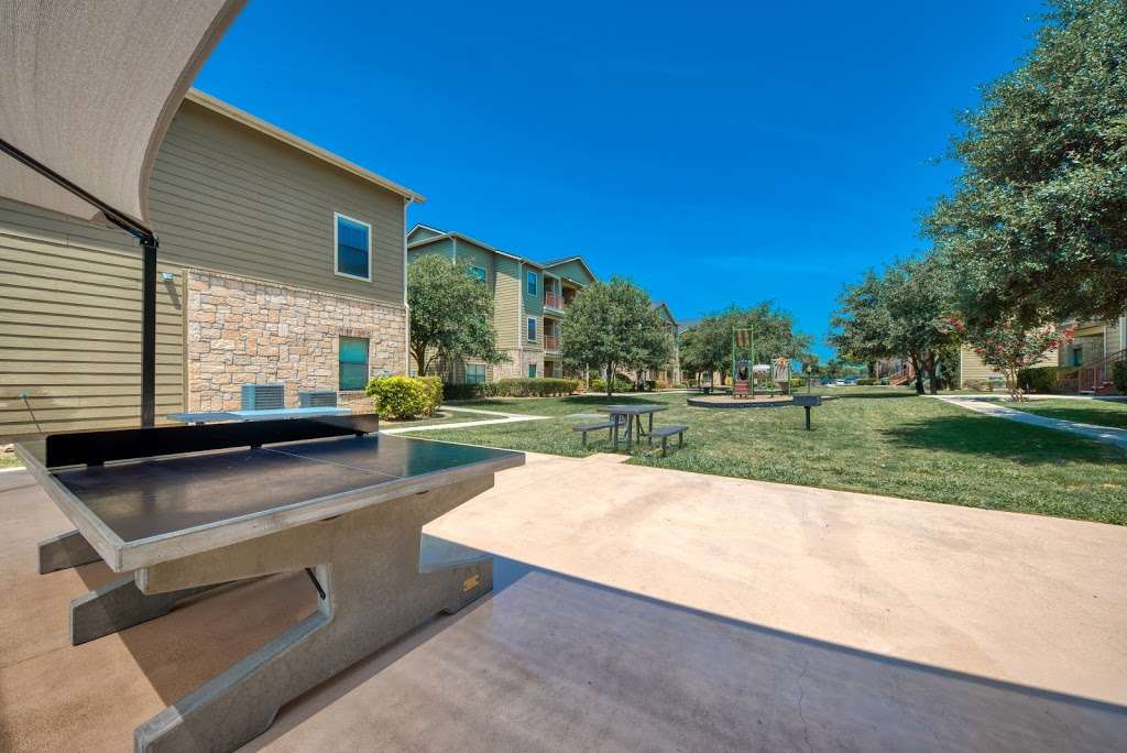 Brynwood Apartments | 8711 Bowens Crossing, San Antonio, TX 78250, USA | Phone: (210) 256-1600