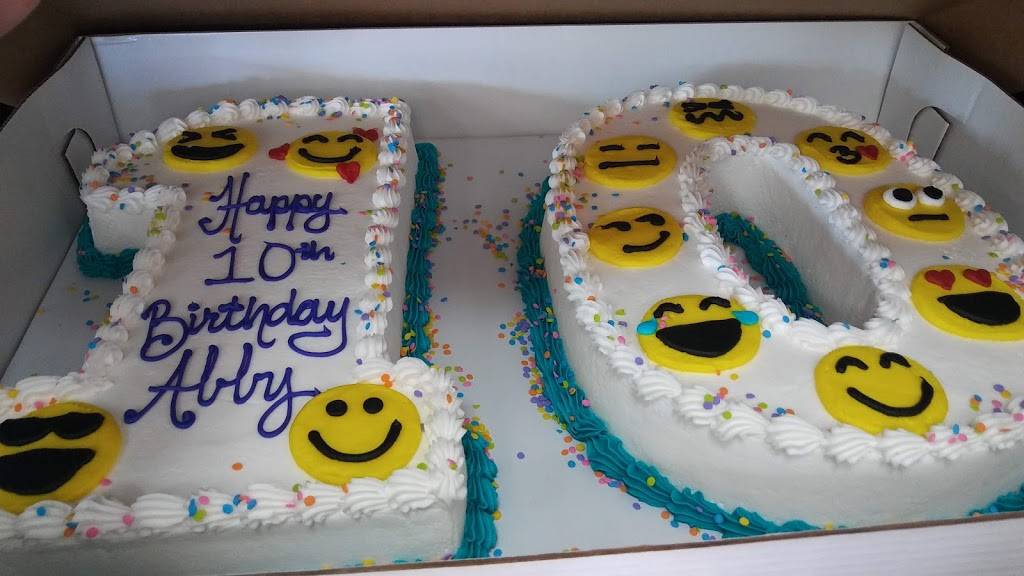 Cakes By Karen | 9797 East, W Colfax Ave, Lakewood, CO 80215, USA | Phone: (303) 234-1919