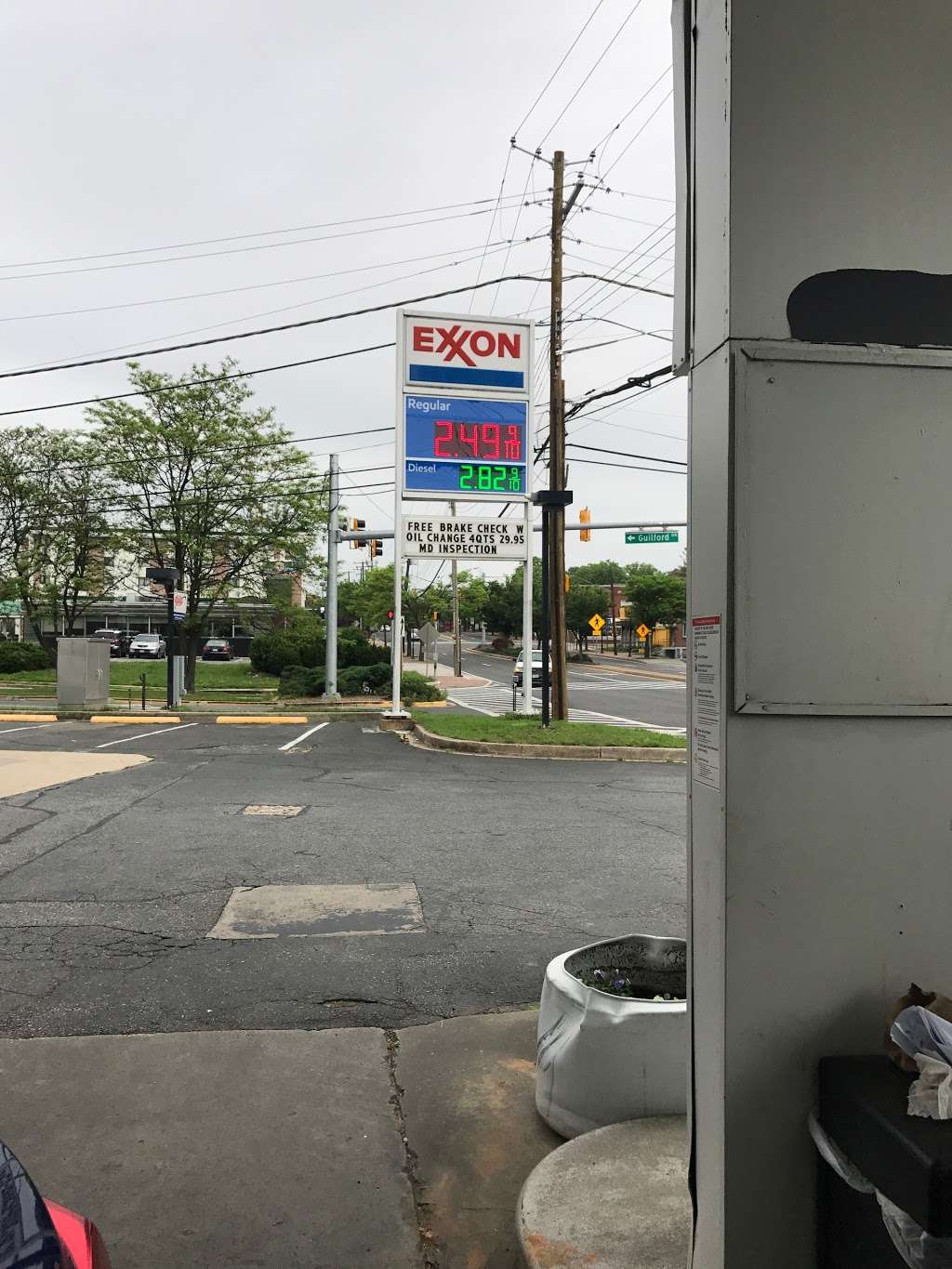 Exxon | 7110 Baltimore Ave, College Park, MD 20740, USA | Phone: (301) 864-3400