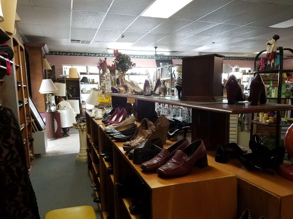 FamilyTime Thrift Shop | 23874 TX-494 Loop, Porter, TX 77365, USA | Phone: (281) 354-5590