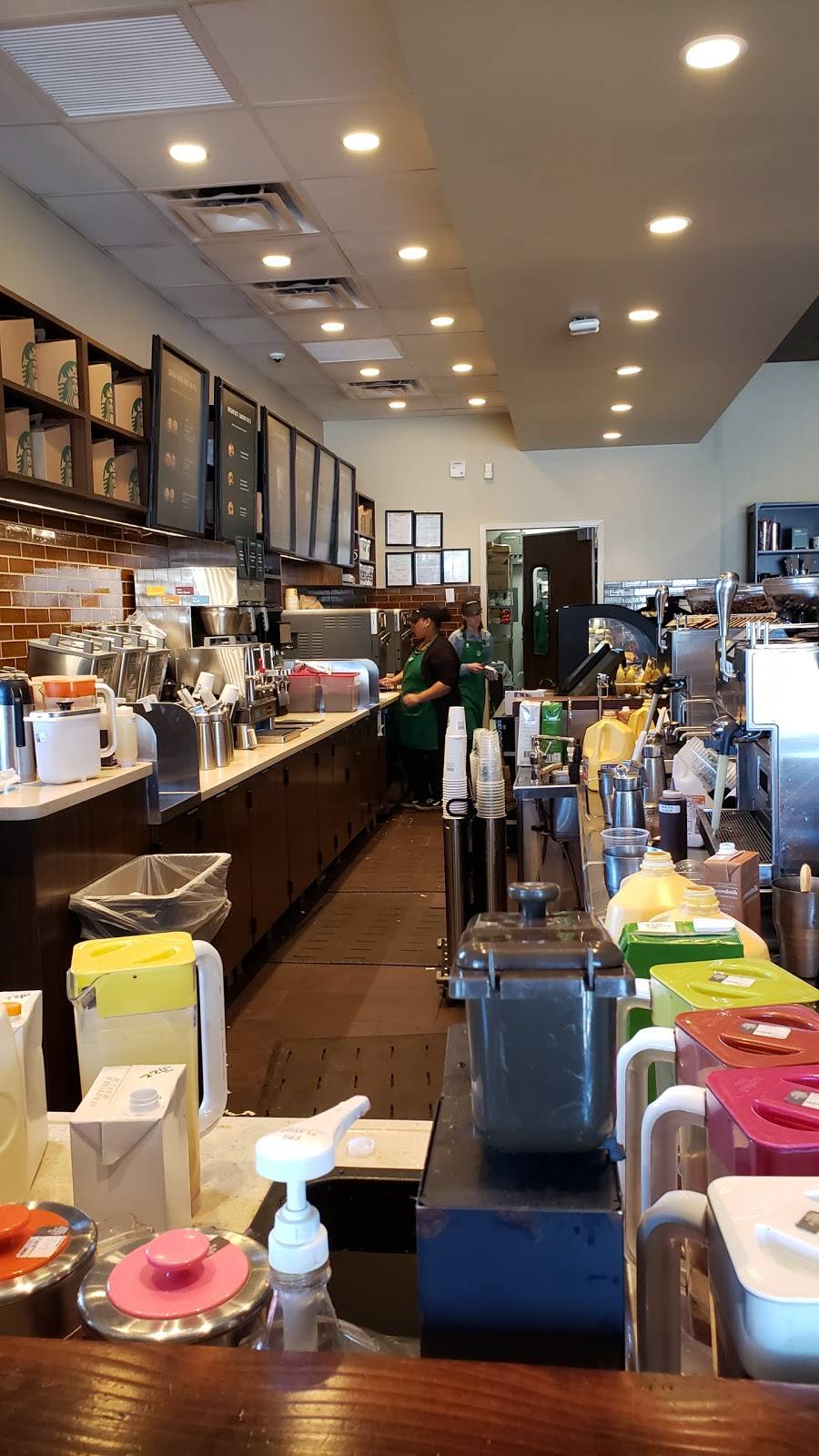 Starbucks | 5180 Medford Dr Suite 108, Hoover, AL 35244, USA | Phone: (205) 504-4196