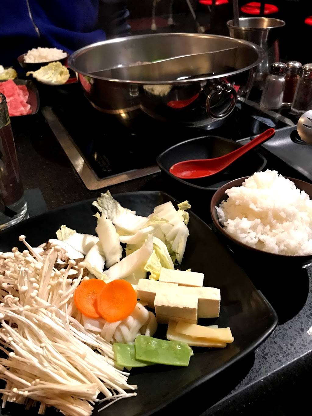 Shabu Shabu Paradise | 1716 W Horizon Ridge Pkwy Suite 110, Henderson, NV 89012, USA | Phone: (702) 385-4567