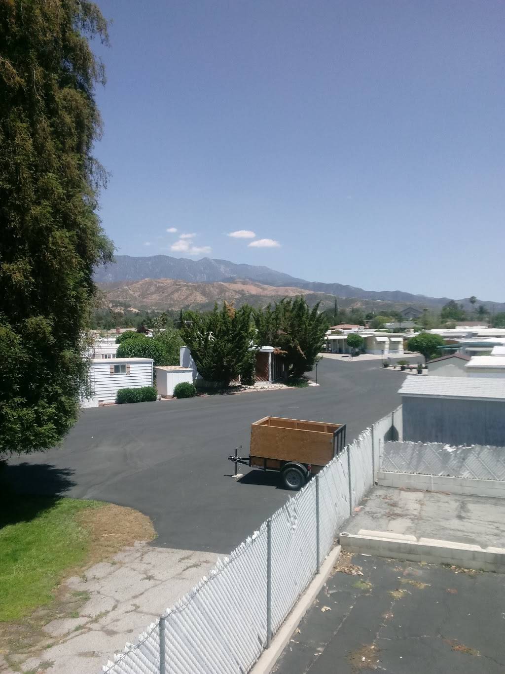 Knollwood Mobile Home Estates | 12941 2nd St, Yucaipa, CA 92399, USA | Phone: (909) 797-1272