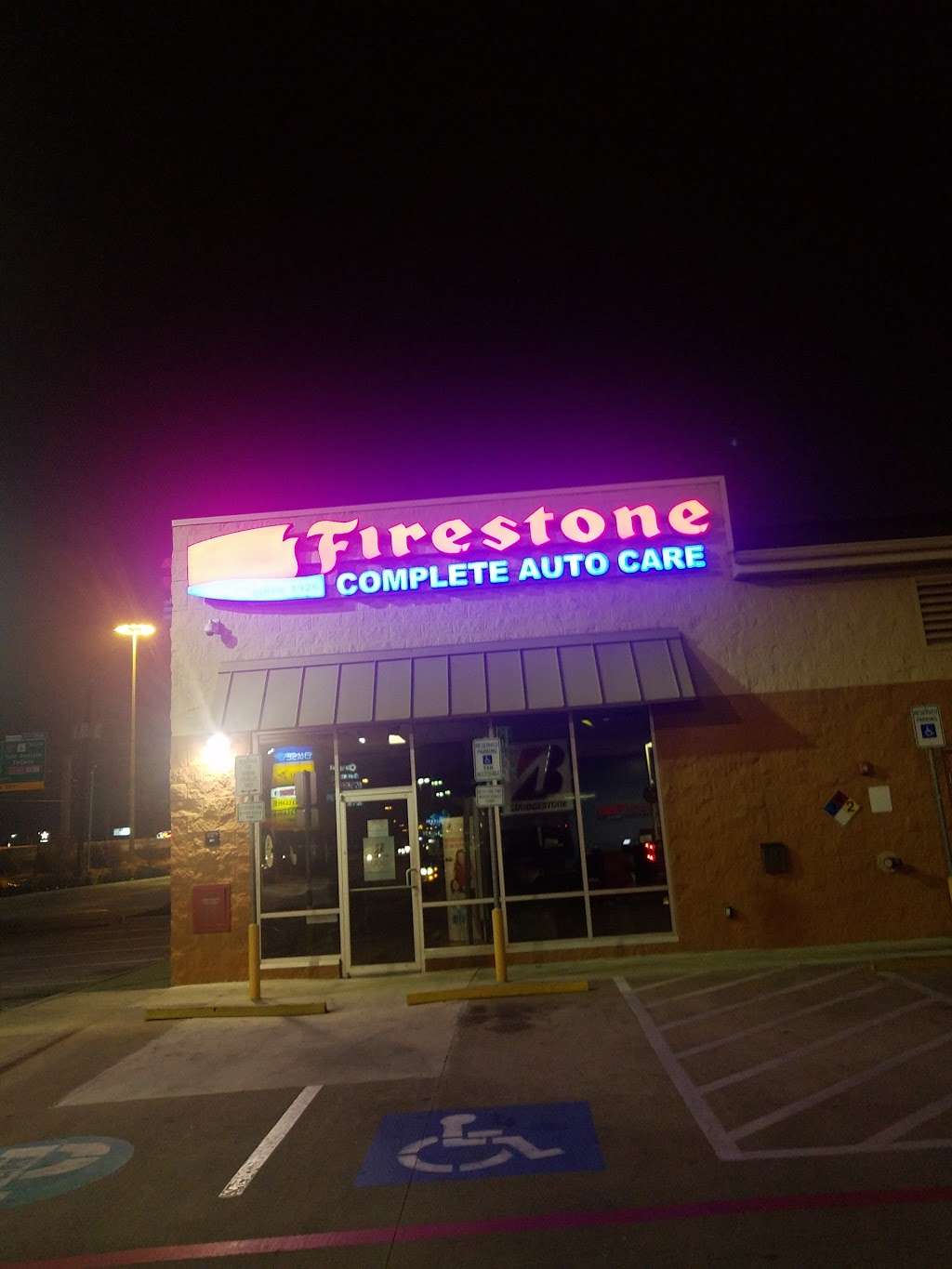 Firestone Complete Auto Care | 13714 East Fwy, Houston, TX 77015, USA | Phone: (713) 401-3948