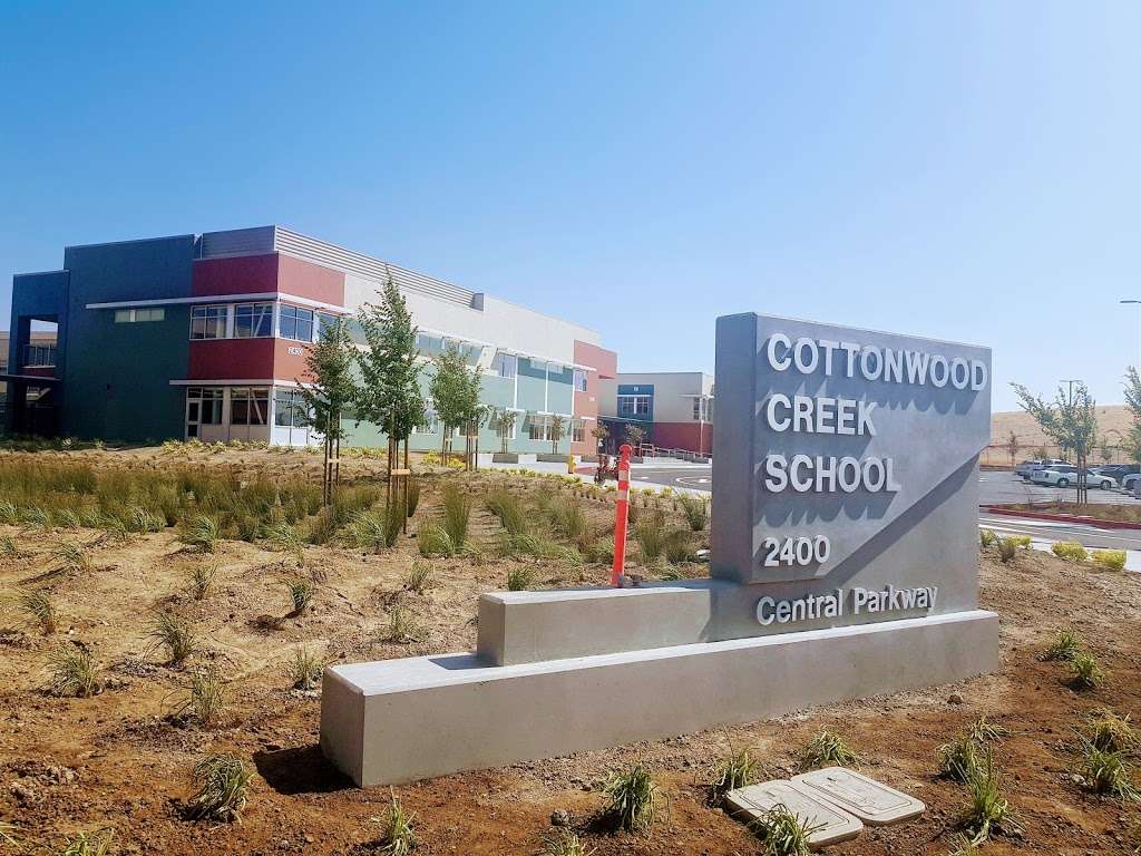 Cottonwood Creek K-8 School | 2400 Central Pkwy, Dublin, CA 94568, USA | Phone: (925) 833-3333