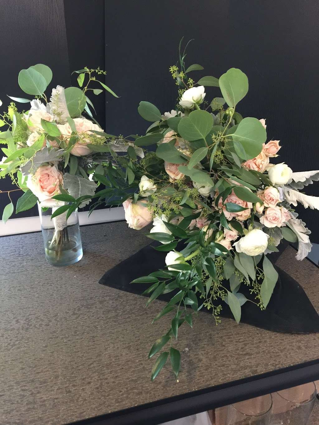 Frontrange Florals | 9254 Montrose Way, Highlands Ranch, CO 80126, USA | Phone: (303) 895-0784