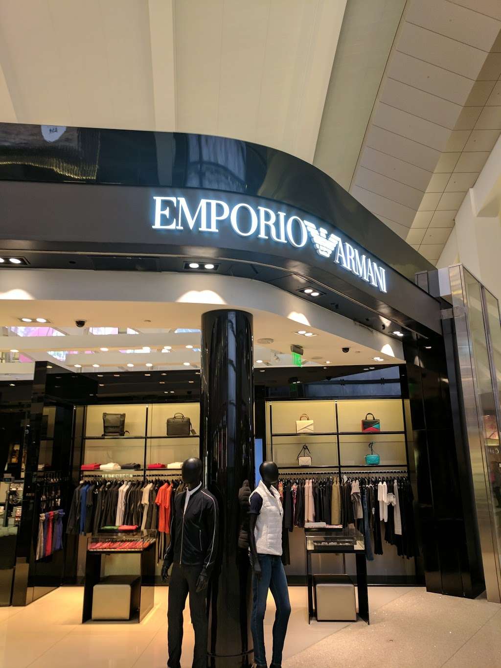 Emporio Armani | 380 World Way, Los Angeles, CA 90045, USA | Phone: (424) 750-9026