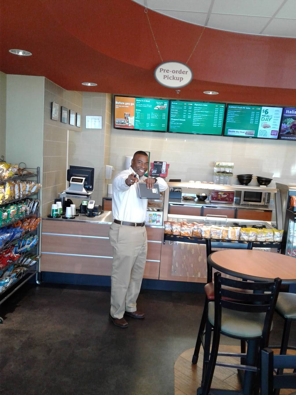 Subway | 1800 North, Interstate 35 #140, Carrollton, TX 75006, USA | Phone: (972) 323-6500