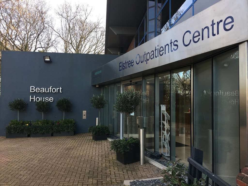 Dr Mark Furman Paediatric Gastroenterologist | ELSTREE WATERFRONT - Elstree Outpatient Centre, beaufort house, The Waterfront, Elstree Rd, Elstree, Borehamwood WD6 3BS, UK | Phone: 07788 444046