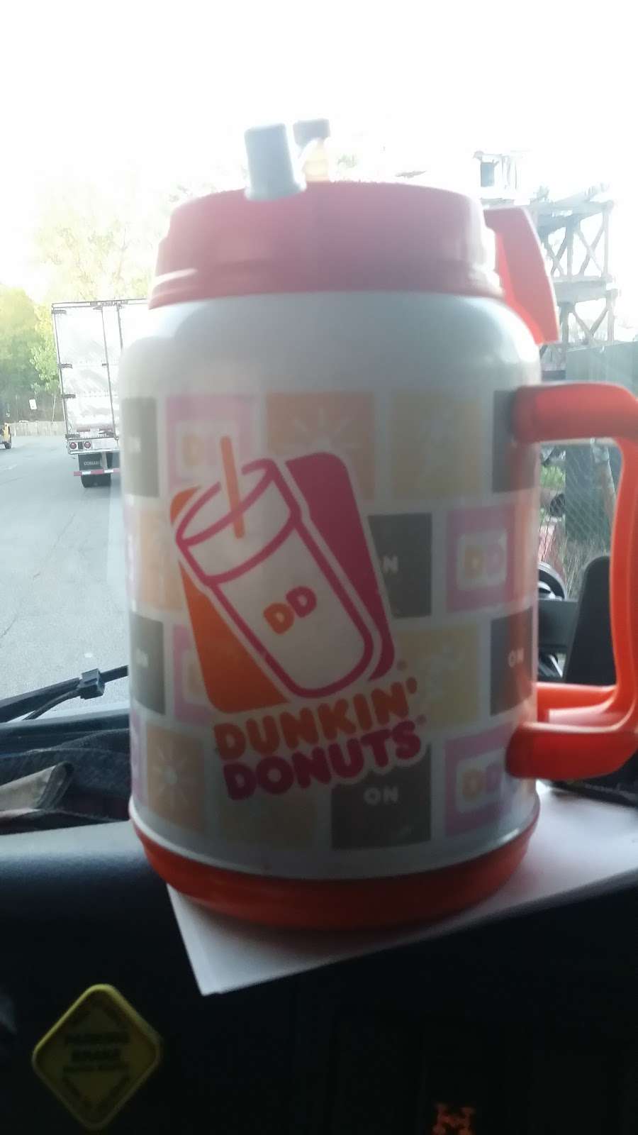 Dunkin Donuts | 388 W John St, Hicksville, NY 11801, USA | Phone: (516) 932-6542