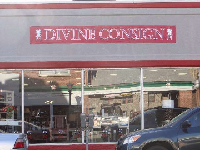 Divine Consign North Riverside | 1800 S Harlem Ave, North Riverside, IL 60546, USA | Phone: (708) 386-3366