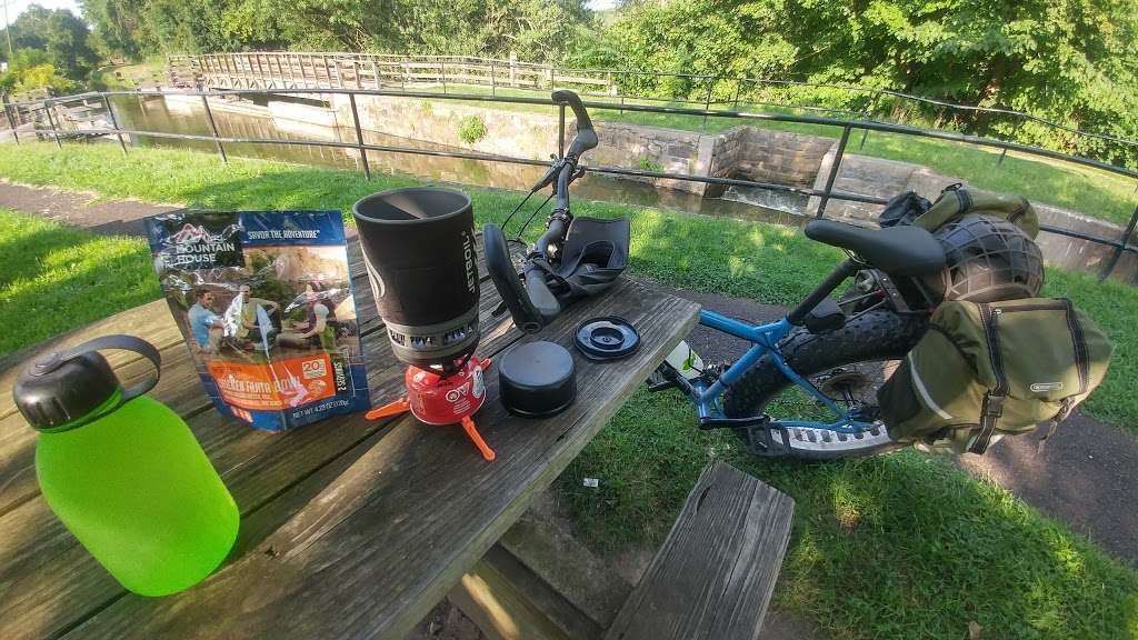 Delaware Canal State Park - Durham Aqueduct & Lock 21 | Kintnersville, PA 18930, USA