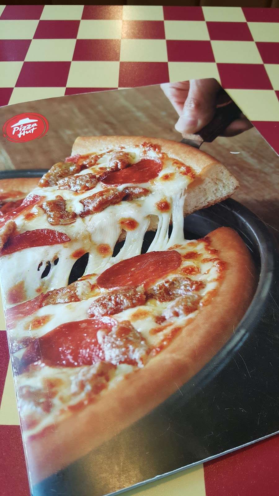 Pizza Hut | 5 Sterling Rd, Mt Pocono, PA 18344, USA | Phone: (570) 839-7753