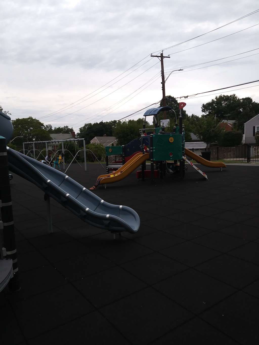 Lt. Roy McLaughlin park | 78-90 Teresa Ave, Yonkers, NY 10704, USA