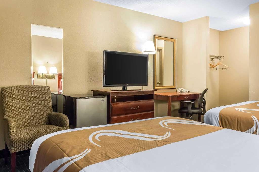 Quality Inn Philadelphia Airport | 600 Gov Printz Blvd, Lester, PA 19029, USA | Phone: (610) 521-3909