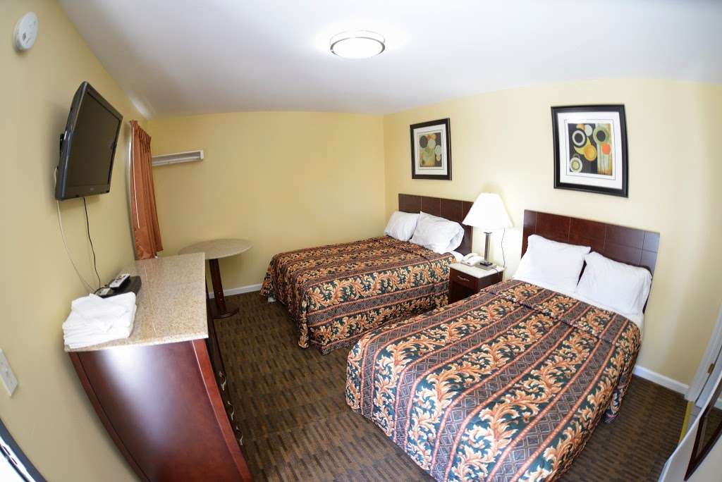 Scottish Inns | 42 Wrightstown-Georgetown Rd, Wrightstown, NJ 08562, USA | Phone: (609) 723-3336