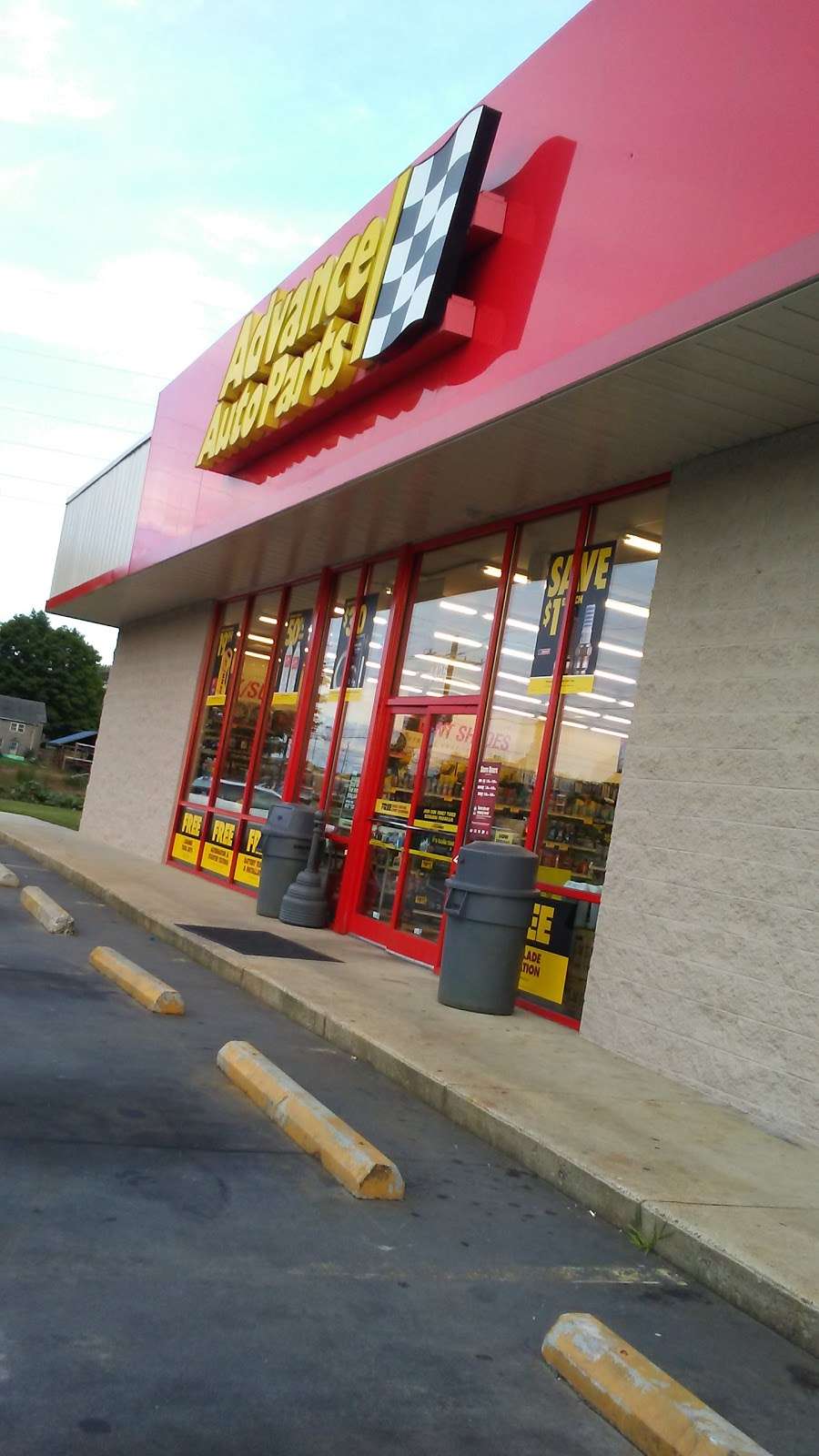 Advance Auto Parts | 1425 U.S. Hwy 70 SW, Hickory, NC 28602, USA | Phone: (828) 322-5810