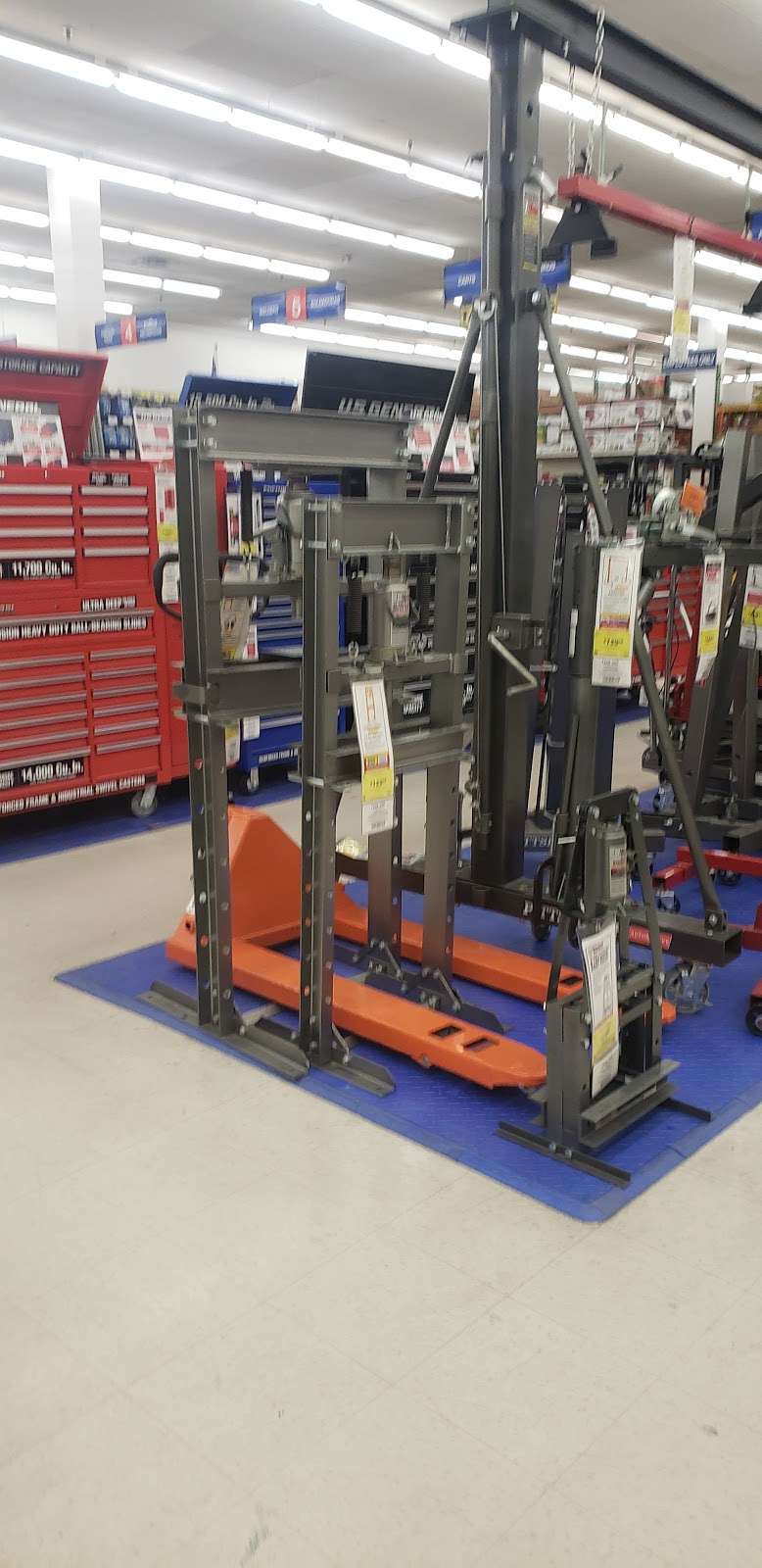 Harbor Freight Tools | 6800A Spencer Hwy, Pasadena, TX 77505, USA | Phone: (281) 487-1171