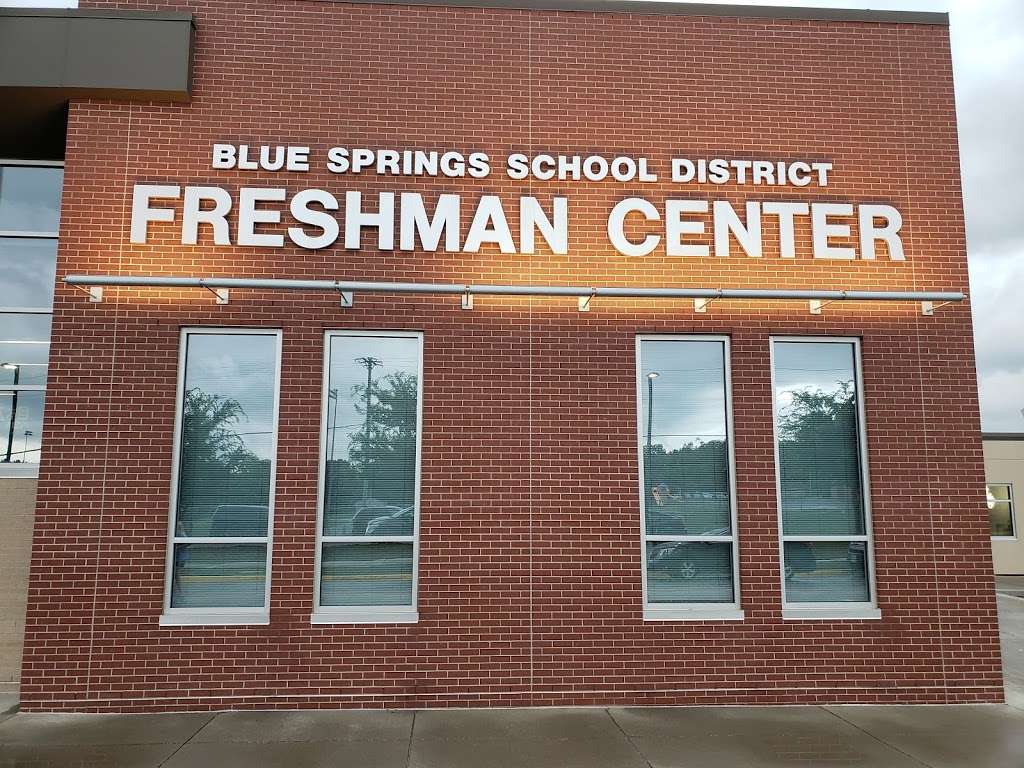 Freshman Center High School | 2103 NW Vesper St, Blue Springs, MO 64015, USA | Phone: (816) 224-1325
