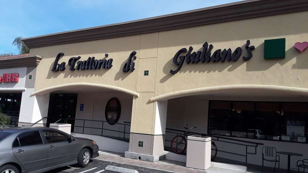 Giulianos | 1700 Aviation Blvd, Redondo Beach, CA 90278, USA | Phone: (310) 376-0416