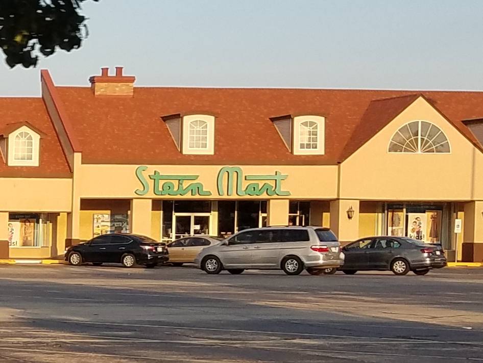 Stein Mart | 4916 N May Ave, Oklahoma City, OK 73112, USA | Phone: (405) 949-2288