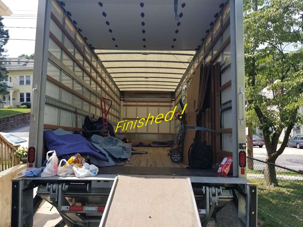 Moveinit Moving And Storage | 12 Hallmark Dr #9, Burlington, MA 01803, USA | Phone: (781) 558-3258