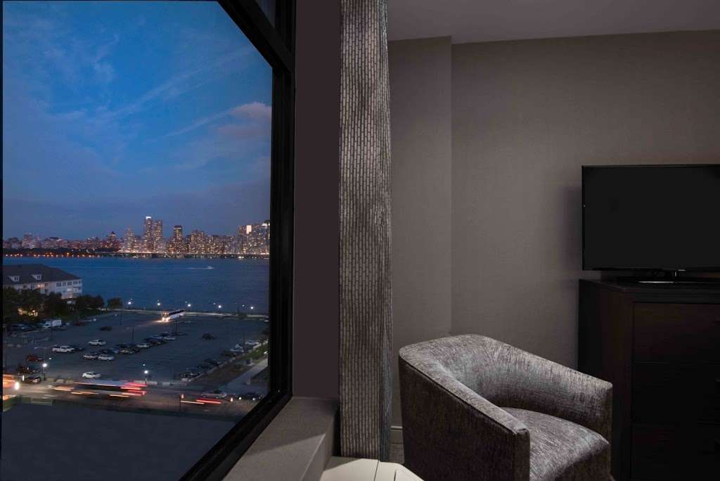 Residence Inn by Marriott Weehawken Port Imperial | 100 Ferry Blvd, Weehawken, NJ 07086, USA | Phone: (201) 758-7922