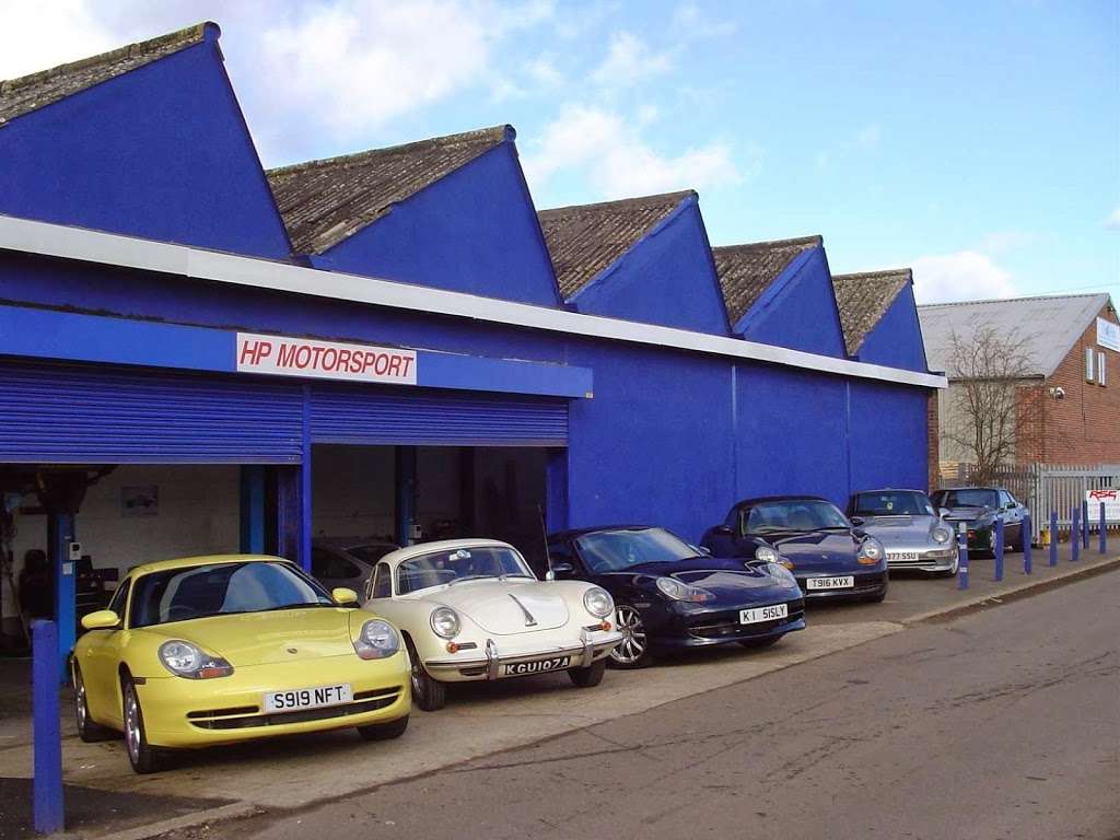 HP Porsche LTD | 181 Forest Rd, Ilford IG6 3HZ, UK | Phone: 020 8500 2510