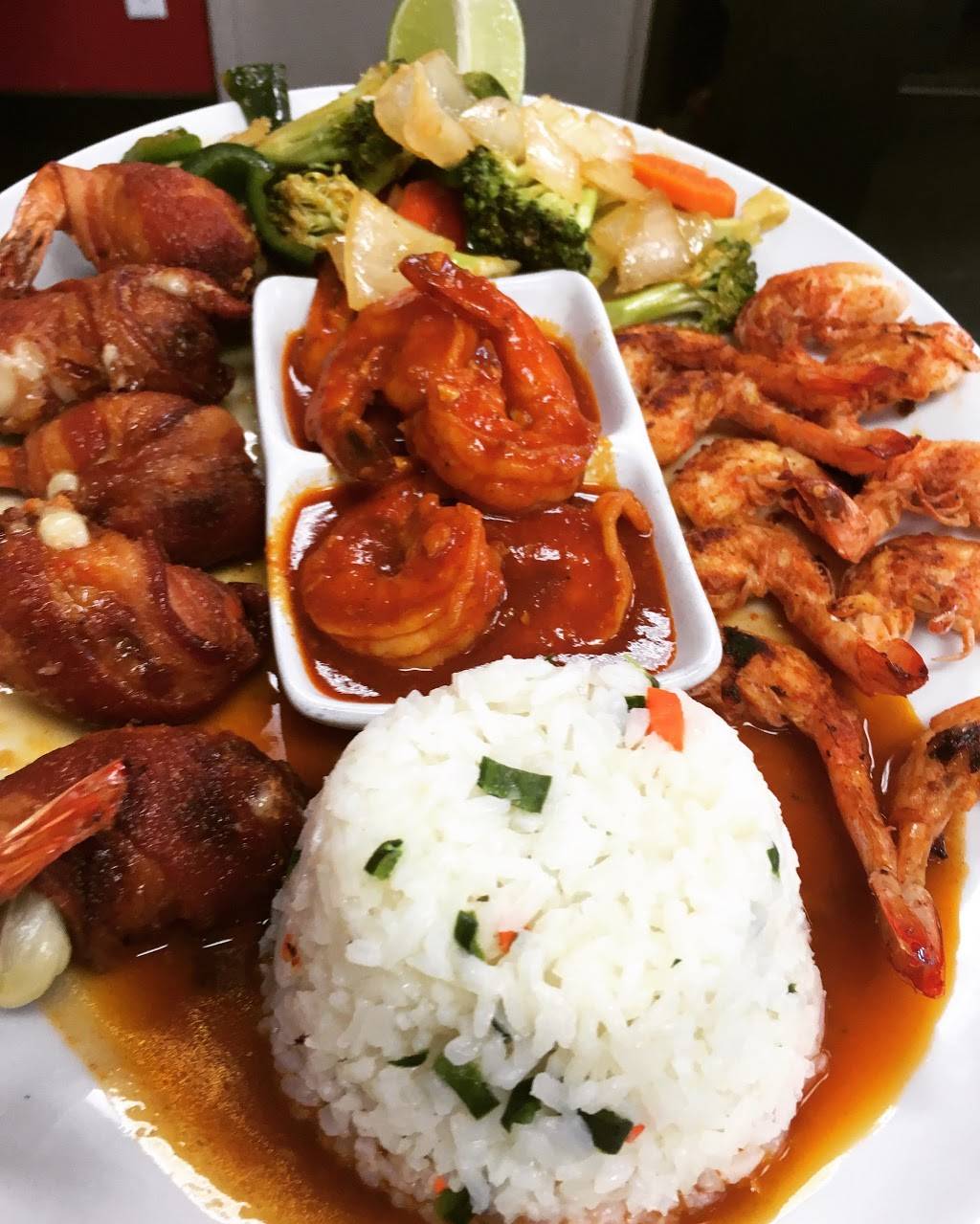 Emporio Sushi Y Mariscos | 150 S Hewes St, Orange, CA 92869, USA | Phone: (714) 532-9000