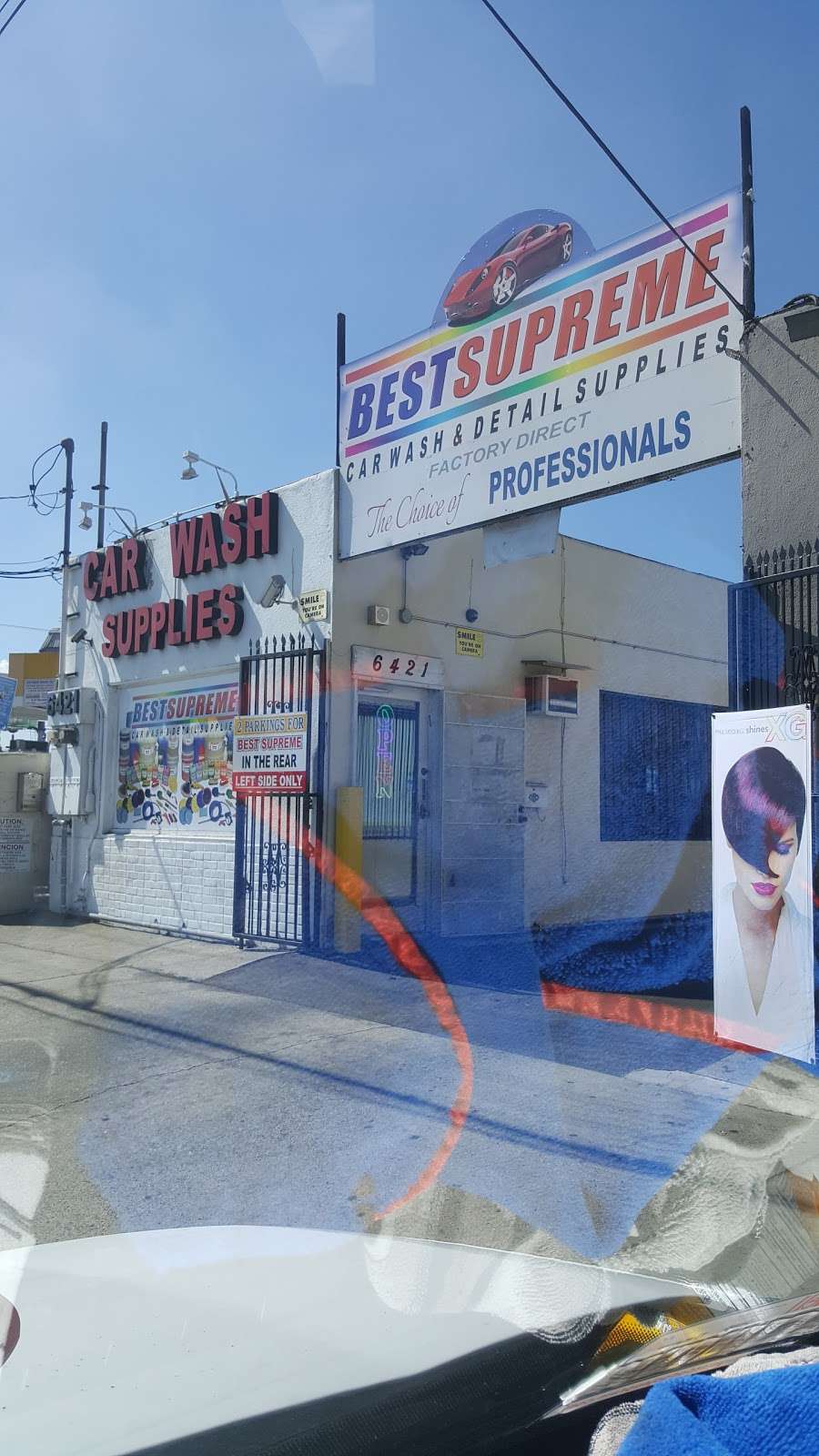 Best Supreme Carwash | 6421 Woodman Ave, Van Nuys, CA 91401, USA | Phone: (818) 782-4444