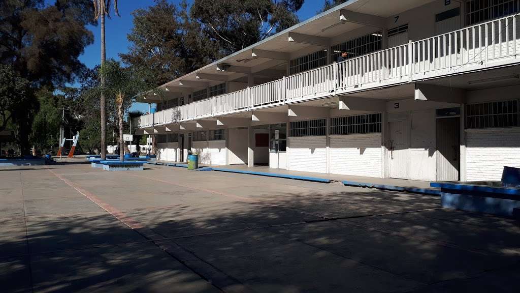 Escuela Secundaria Técnica 1 | Prol Paseo de los Heroes, Zona Urbana Rio Tijuana, Tijuana, B.C., Mexico | Phone: 664 686 4240