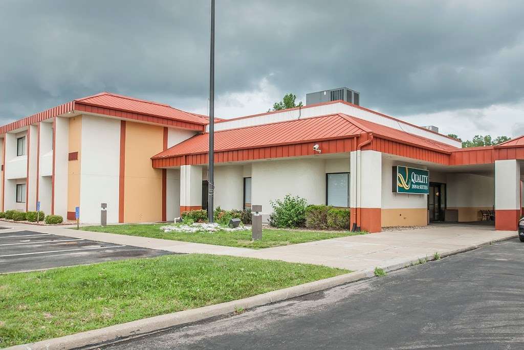 Quality Inn & Suites | 1051 N Cambridge Ave, Kansas City, MO 64120, USA | Phone: (816) 483-7900