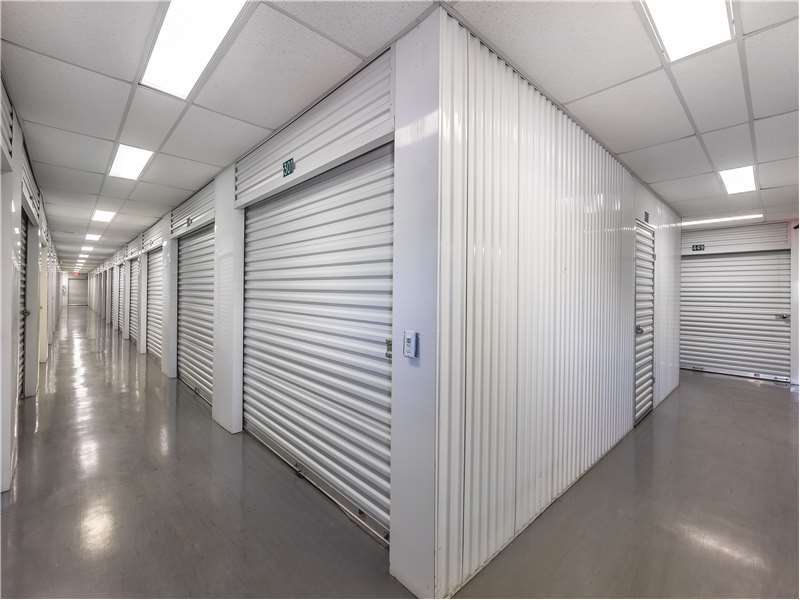 Extra Space Storage | 1417 W Frankford Rd, Carrollton, TX 75007, USA | Phone: (972) 245-3235