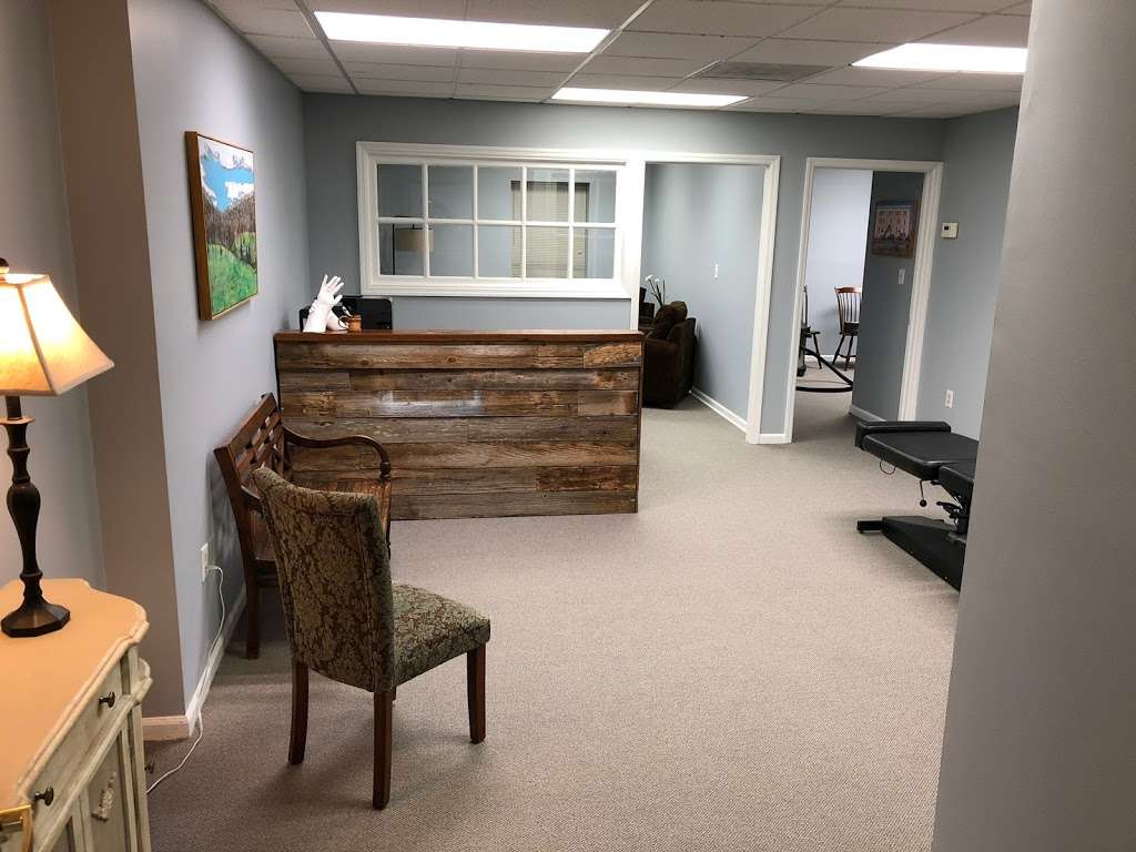 Foundation First Chiropractic & Acupuncture | 4707 College Blvd #106, Leawood, KS 66211, USA | Phone: (913) 735-5717